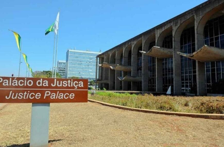 Córtex - A imagem mostra a fachada do Palácio da Justiça, em Brasília.