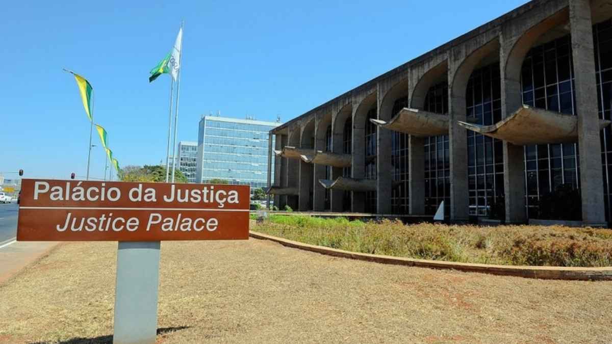 Córtex - A imagem mostra a fachada do Palácio da Justiça, em Brasília.