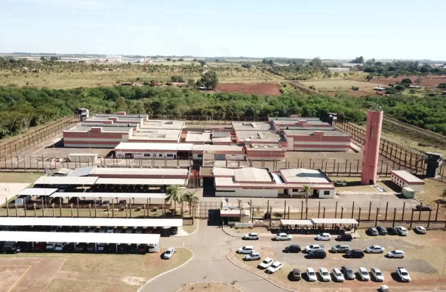 Vista aérea da Penitenciária Federal de Campo Grande, alvo de tentativa de resgate armado de facções criminosas em 2008
