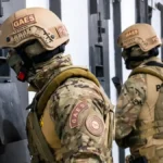 Polícia Penal do RS, policiais do Grupo de Ações Especiais (GAES) realizam operação de segurança em galeria prisional no Rio Grande do Sul.